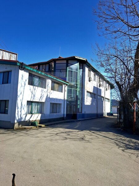 Pipera Teren 3000 mp+ Cladire de birouri+Depozit